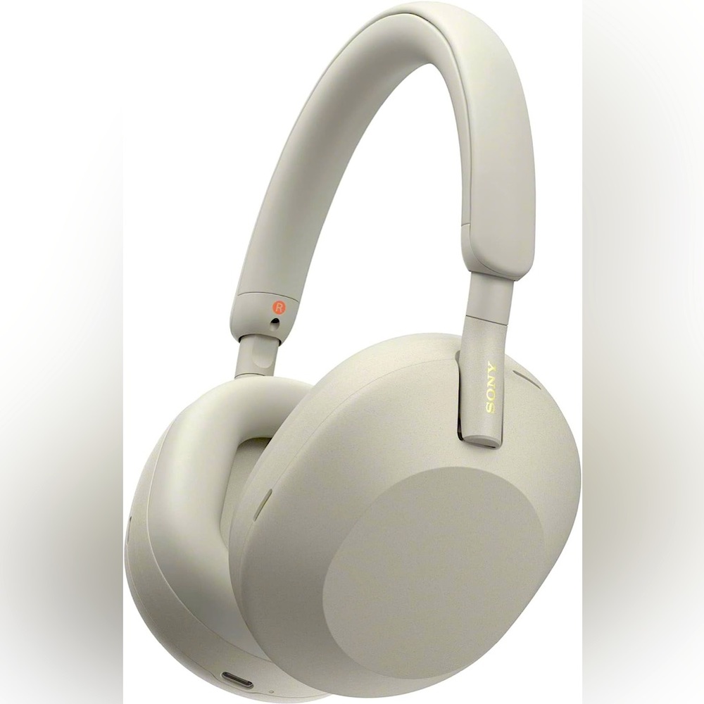 SONY XM5 (WH-1000XM5) Wireless Noise Canceling Over-the-Ear Headphones. New